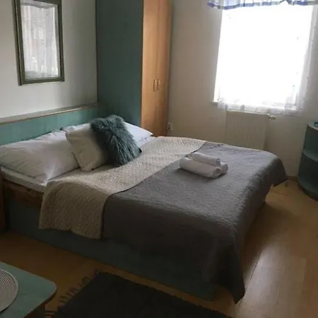 Maxim Casa de hóspedes 3*